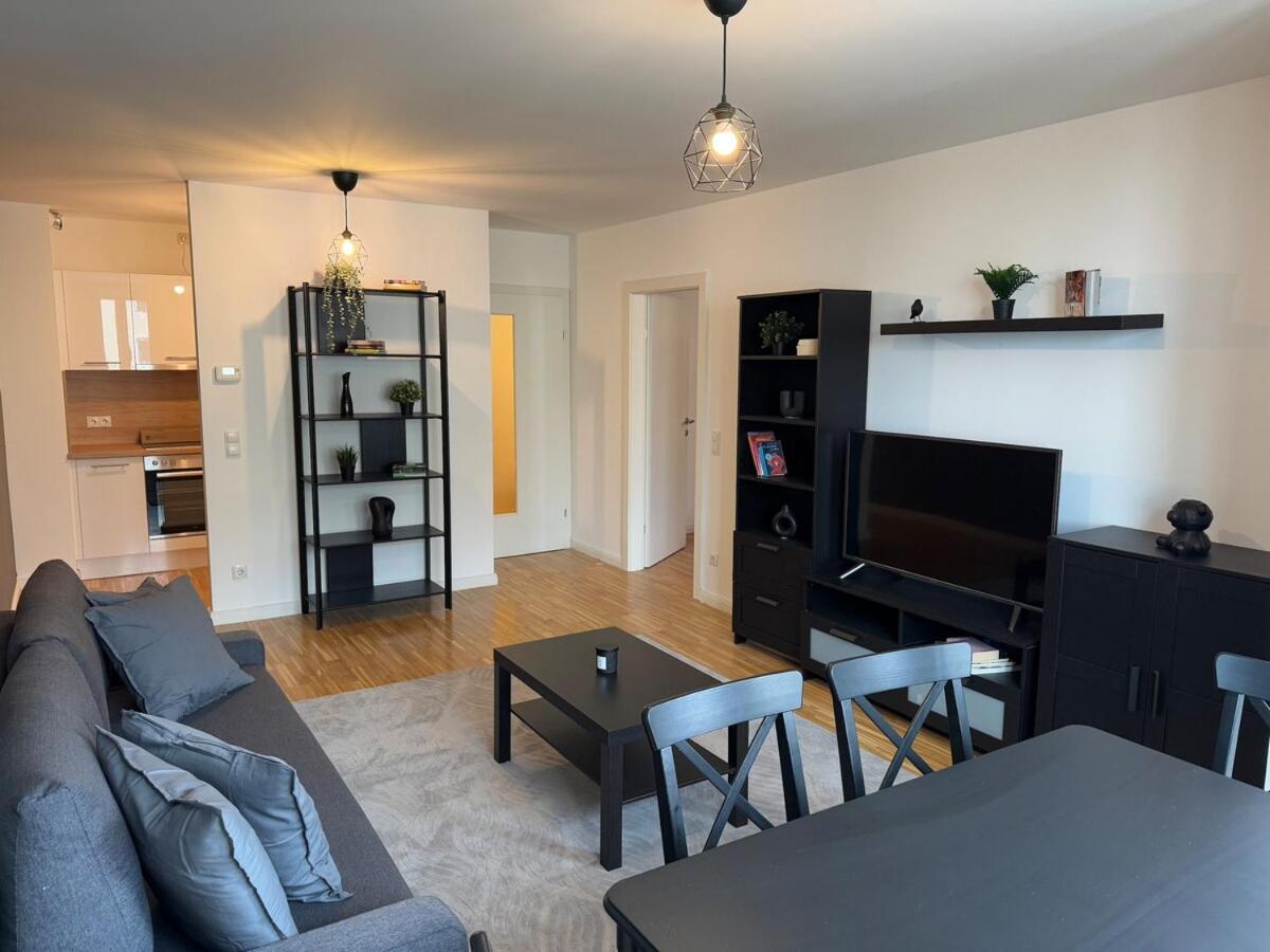 2br, Danube, Central, U6 & S-bahn - Axara Housing Brn 33 * Vienna
