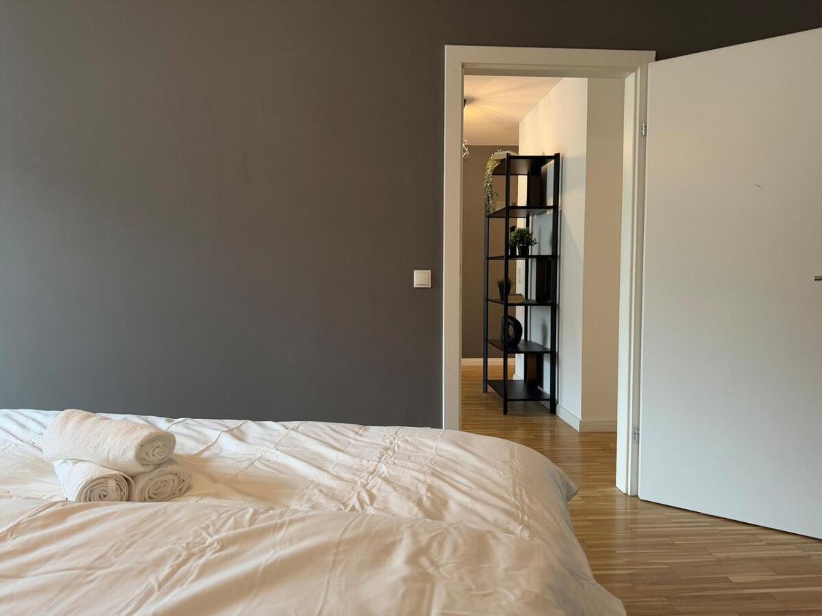 2br, Danube, Central, U6 & S-bahn - Axara Housing Brn 33 Vienna